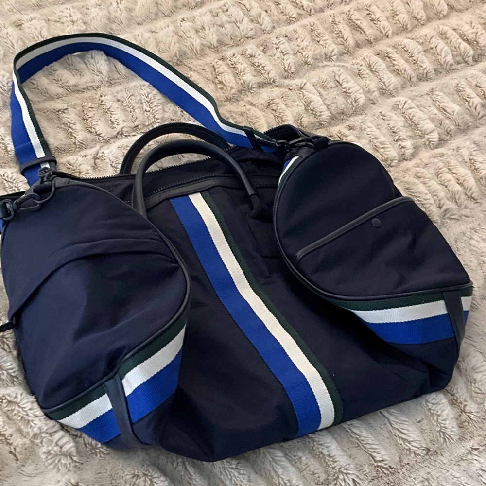 Tory Sport Navy and Blue Duffel Bag
